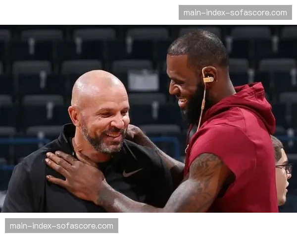 ESPN专家团预测：70%成员认为比沃尔将赢得轻重量级统一战