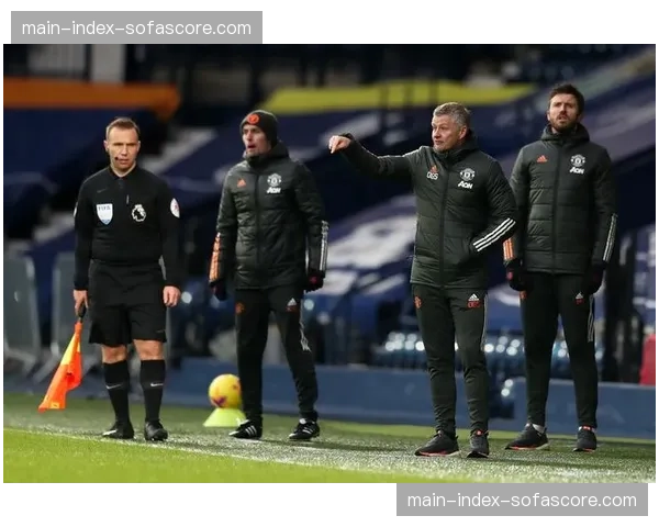 一场平局暴露米兰双雄共通困境：阵容深度难以支撑多线作战